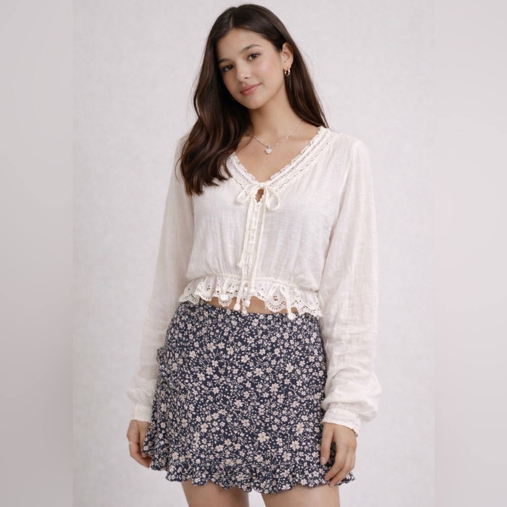 Abound Floral Ruffle Mini Skirt M Navy Cream Coquette Cottagecore Boho